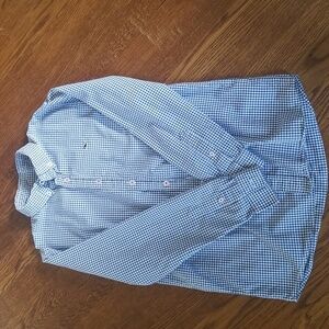 Boys blue gingham Vineyard Vines button up, size medium